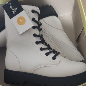 Art Class Girls White and Black Combat Boots